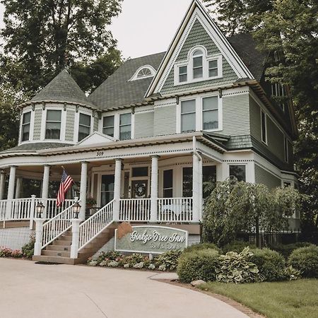 The Ginkgo Tree Bed and Breakfast Mount Pleasant Εξωτερικό φωτογραφία