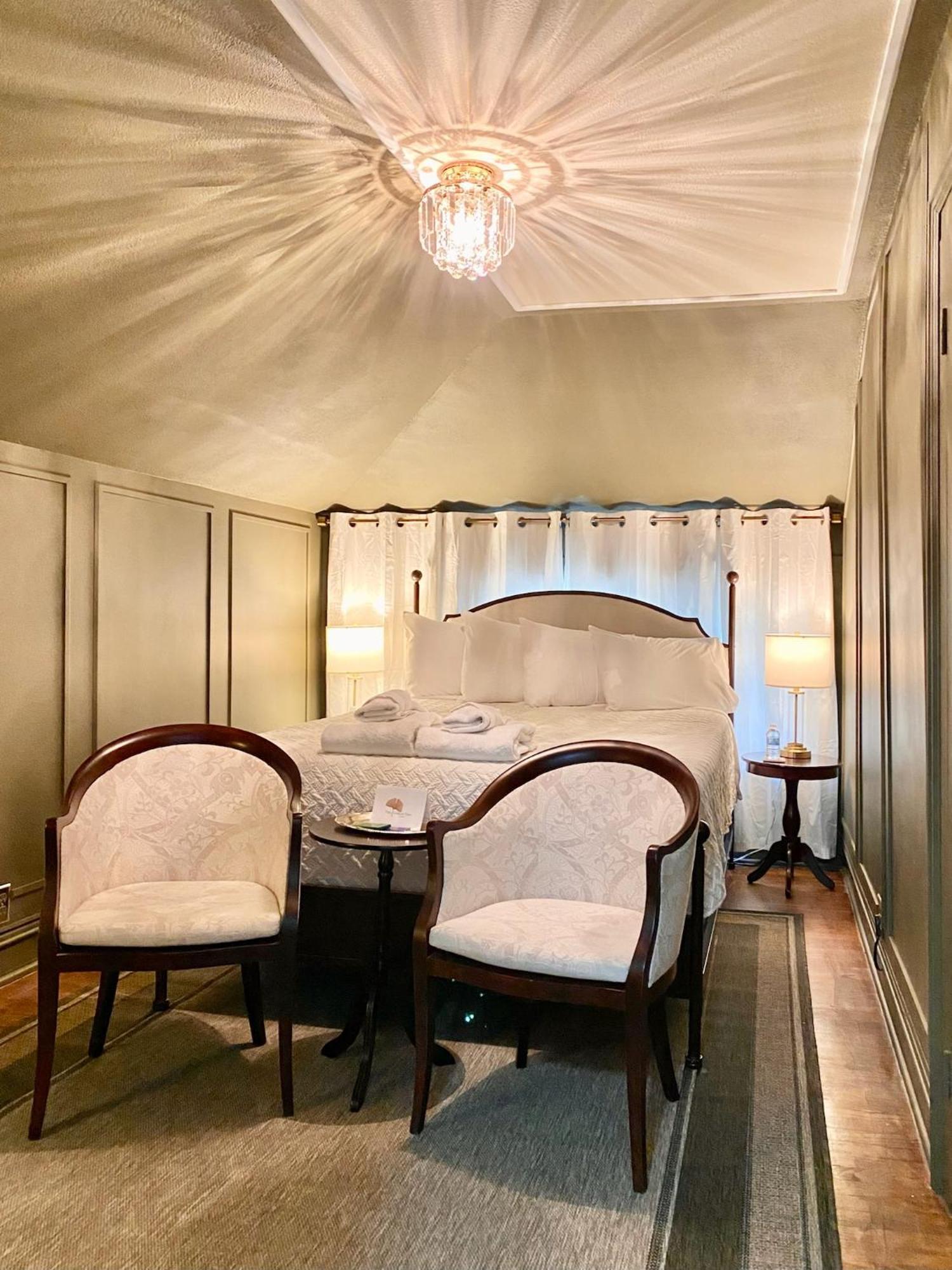 The Ginkgo Tree Bed and Breakfast Mount Pleasant Εξωτερικό φωτογραφία