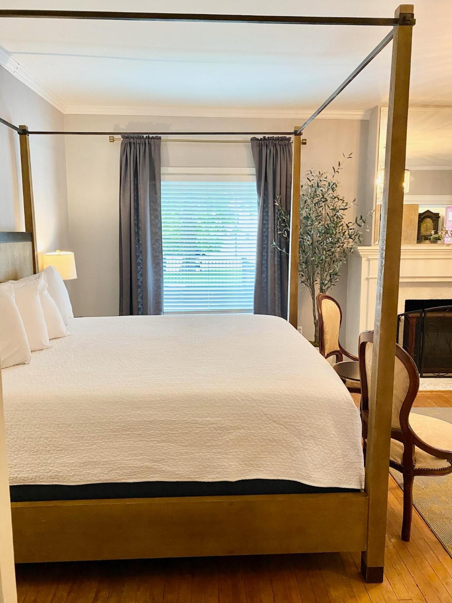 The Ginkgo Tree Bed and Breakfast Mount Pleasant Εξωτερικό φωτογραφία