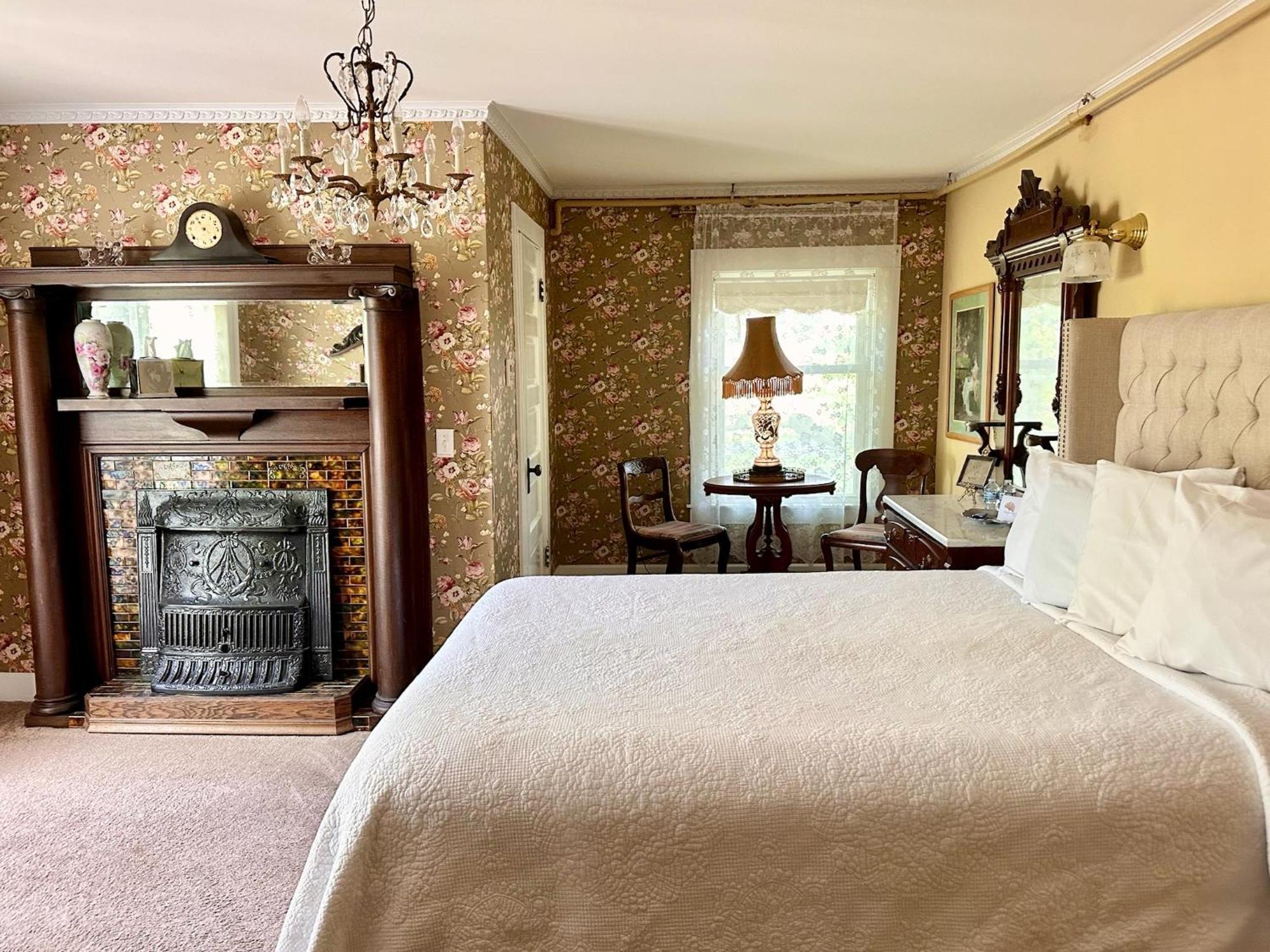 The Ginkgo Tree Bed and Breakfast Mount Pleasant Εξωτερικό φωτογραφία